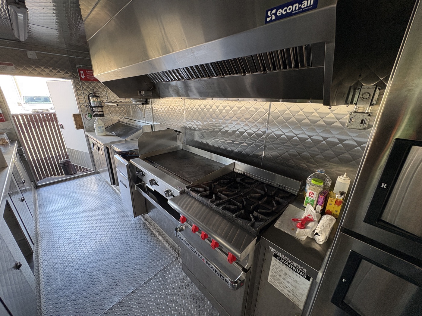 Food Truck Deep Cleaning photo 1