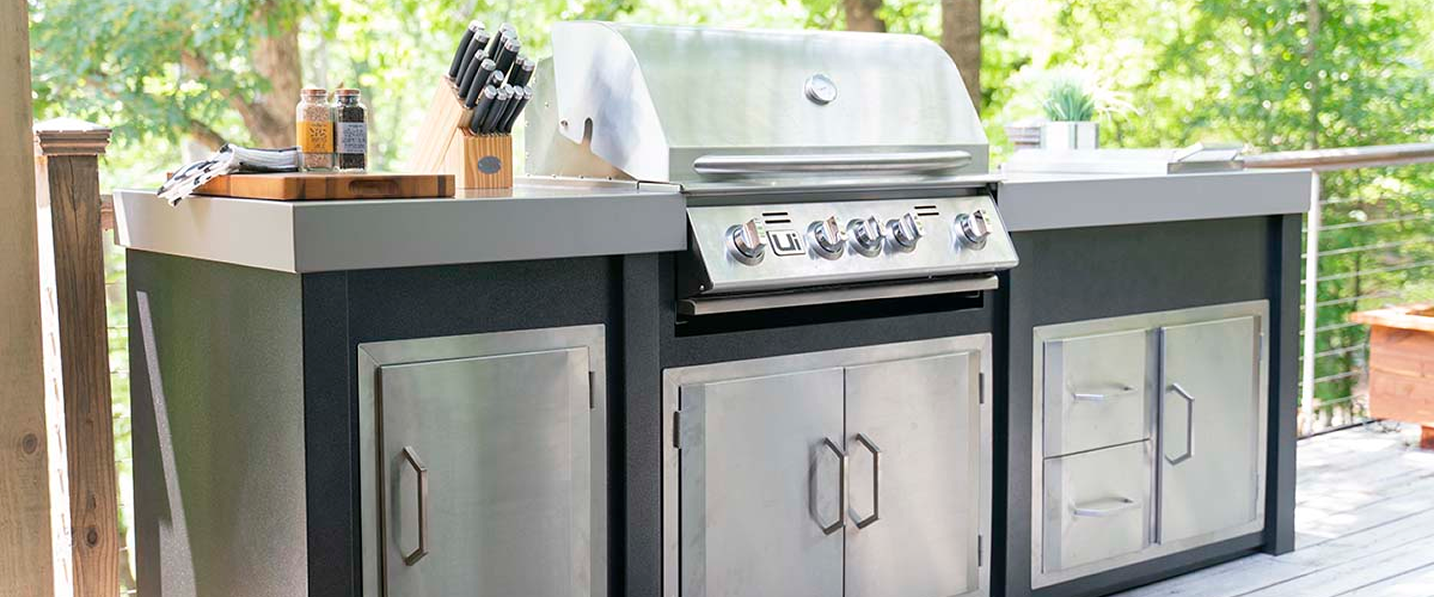 Outdoor grill setup 4